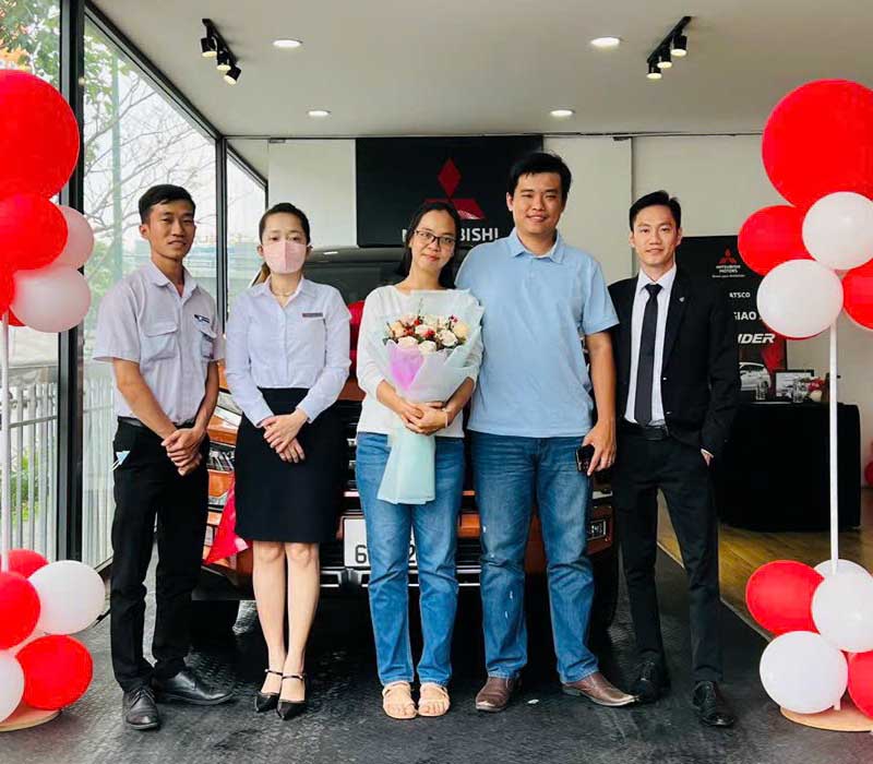 Hình ảnh hoạt động tư vấn xe tại Lâm Đồng