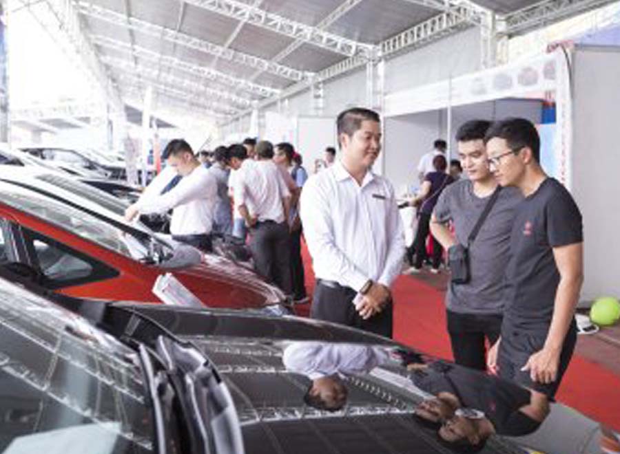 Chi phí nuôi xe Mitsubishi mỗi tháng? Có tốn?